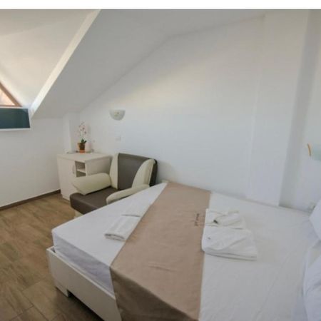 Hotel Complex Turistic Perla Venusului Zewnętrze zdjęcie